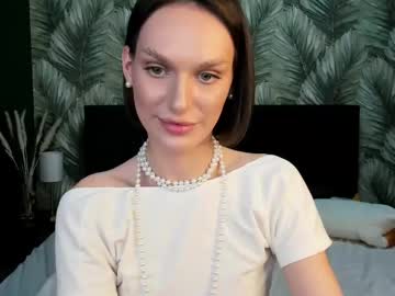 dominika foxy