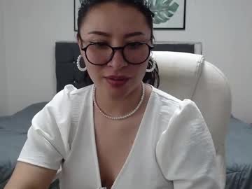 nicolee 8