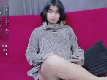 viiolet nyx